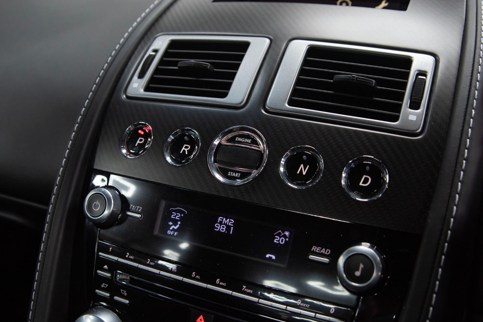 USED 2012 61 ASTON MARTIN DBS 5.9L 