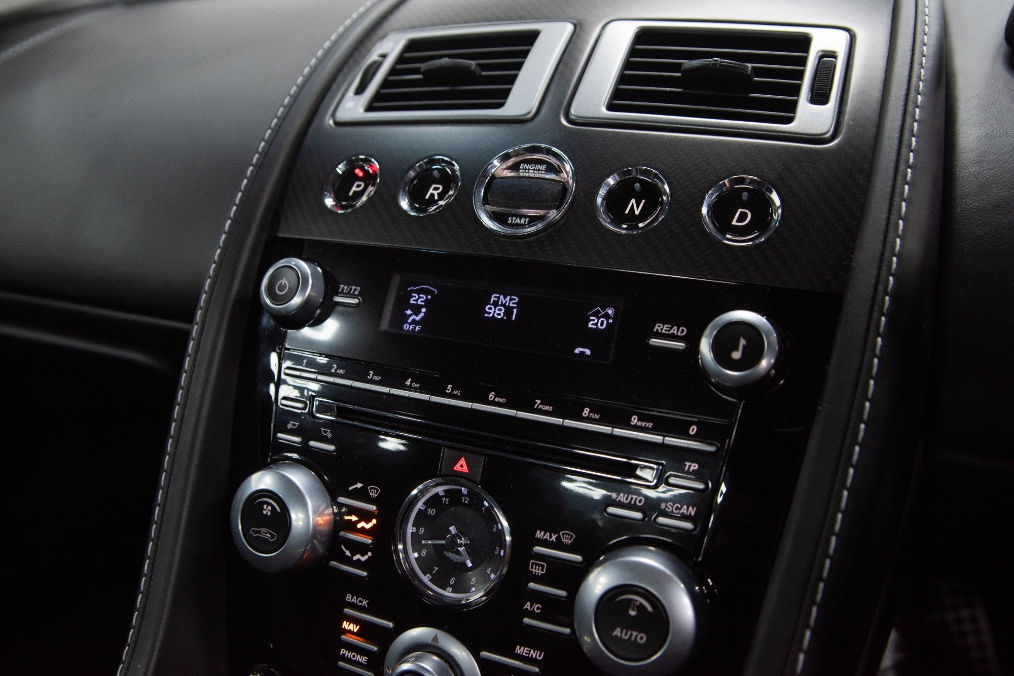 USED 2012 61 ASTON MARTIN DBS 5.9L 