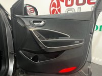 USED 2015 15 HYUNDAI SANTA FE 2.2 CRDi Premium SE SUV 5dr Diesel Auto 4WD Euro 5 (7 seat) (194 bhp) 2 keys, FSH, reverse camera, 7 seat