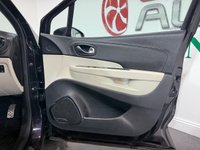 USED 2018 18 RENAULT CAPTUR 1.2 TCe ENERGY Signature S Nav SUV 5dr Petrol EDC Euro 6 (s/s) (120 ps) 2 keys, FSH, reverse camera, BOSE