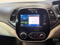 USED 2018 18 RENAULT CAPTUR 1.2 TCe ENERGY Signature S Nav SUV 5dr Petrol EDC Euro 6 (s/s) (120 ps) 2 keys, FSH, reverse camera, BOSE