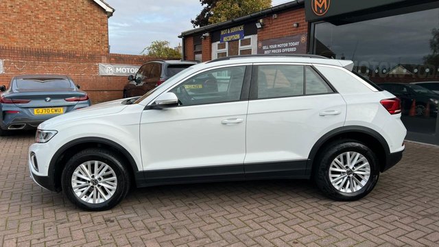 2023 VOLKSWAGEN T-ROC 1.5 TSI Life SUV 5dr Petrol DSG Euro 6 (s/s) (150 ps) - Photo 4
