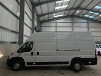 USED 2023 73 PEUGEOT BOXER 2.2 BLUEHDI 140PS PROFESSIONAL PREMIUM+ L4 H3  