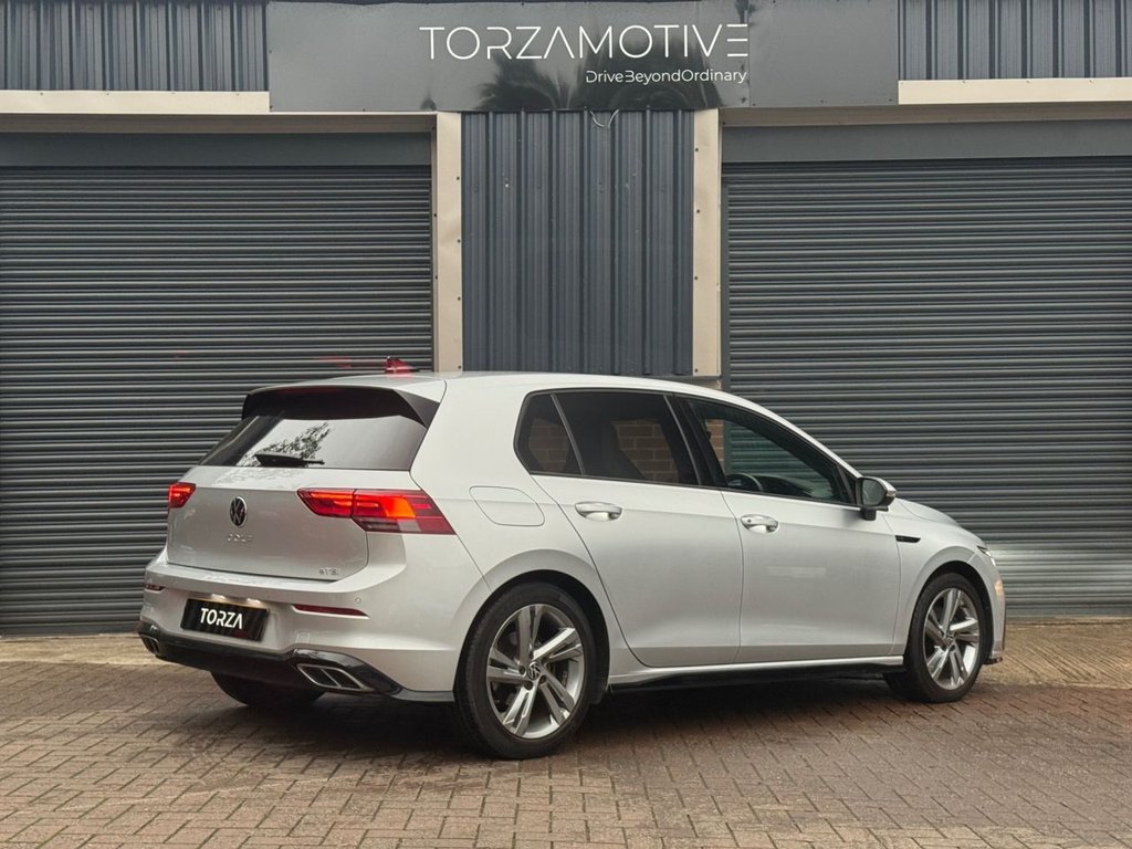 USED 2021 70 VOLKSWAGEN GOLF 1.5 eTSI MHEV R-LINE Hatchback 5dr Petrol Hybrid DSG Euro 6 (s/s) (150 ps) WINTER PACK  