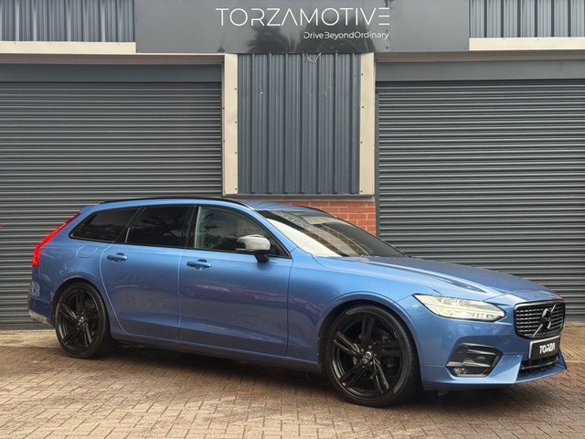View our VOLVO V90