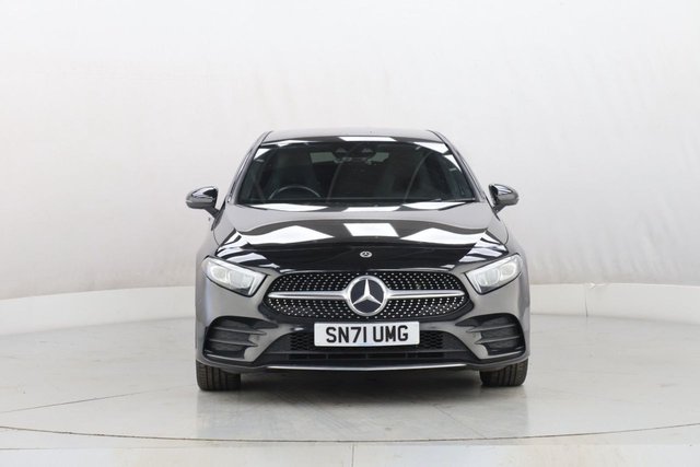 2021 Mercedes-Benz A Class 1.3L Amg Line 5dr - Photo 3