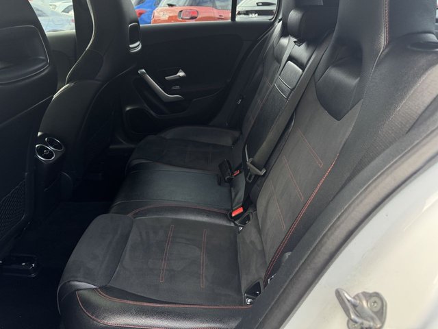 2019 MERCEDES-BENZ A-CLASS 2019 1.3 A180 AMG Line (Premium) Hatchback 5dr Petrol - Photo 6