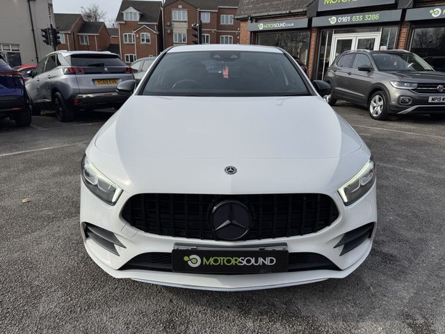 2019 MERCEDES-BENZ A-CLASS 2019 1.3 A180 AMG Line (Premium) Hatchback 5dr Petrol - Photo 2