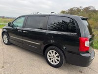 USED 2013 63 CHRYSLER GRAND VOYAGER 2.8 CRD Limited MPV 5dr Diesel Auto Euro 5 (178 bhp) HEATED FRONT & 2ND ROW SEATS + STOW & GO + COLOURED REVERSING CAMERA WITH REAR PARK ASISST + DUAL 9' REAR SCREENS WITH DVD SYSTEM + 7 SEATER AUTOMATIC MODEL + U-CONNECT GPS NAVIGATION + 8-WAY ELECTRIC FRONT SEATS WITH MEMORY FUNCTION + POWERED TAILGATE + BLIND SPOT & CROSS PATH DETECTION + CRUISE CONTROL + AUTOMATIC HEADLIGHTS + ELECTRIC REAR SLIDING DOORS + REAR TABLE TRAYS + VOICE COMMAND + 17' ALUMINIUM ALLOY WHEELS WITH TPMS