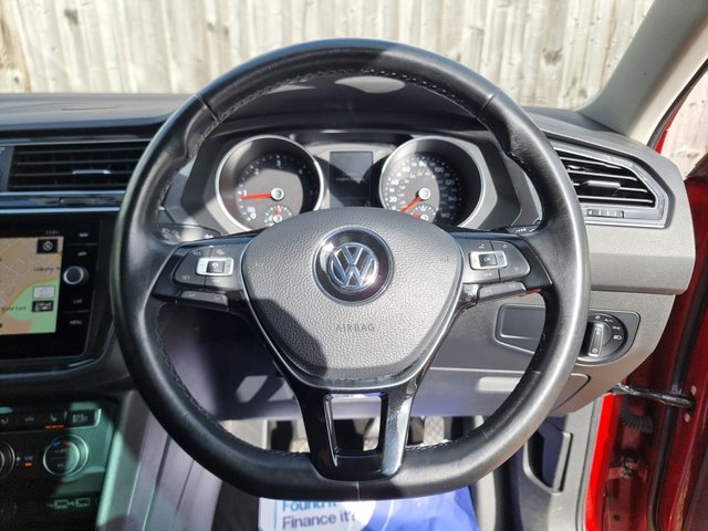 2019 VOLKSWAGEN TIGUAN 2.0 TDI Match SUV 5dr Diesel Manual 4Motion Euro 6 (s/s) (150 ps) - Photo 12