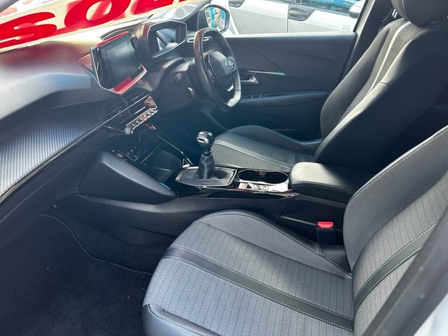 2022 Peugeot 208 1L Allure Premium 5dr - Photo 5