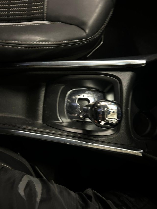 2014 Peugeot 2008 1.6L Allure 5dr - Photo 7