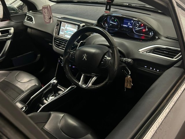 2014 Peugeot 2008 1.6L Allure 5dr - Photo 4