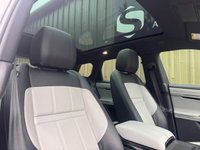 USED 2020 20 LAND ROVER RANGE ROVER EVOQUE 2.0 P200 MHEV R-Dynamic SE SUV 5dr Petrol Auto 4WD Euro 6 (s/s) (200 ps) HEATED S/WHEEL + CLEARSIGHT MIRROR
