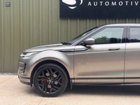 USED 2020 20 LAND ROVER RANGE ROVER EVOQUE 2.0 P200 MHEV R-Dynamic SE SUV 5dr Petrol Auto 4WD Euro 6 (s/s) (200 ps) HEATED S/WHEEL + CLEARSIGHT MIRROR