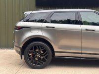 USED 2020 20 LAND ROVER RANGE ROVER EVOQUE 2.0 P200 MHEV R-Dynamic SE SUV 5dr Petrol Auto 4WD Euro 6 (s/s) (200 ps) HEATED S/WHEEL + CLEARSIGHT MIRROR