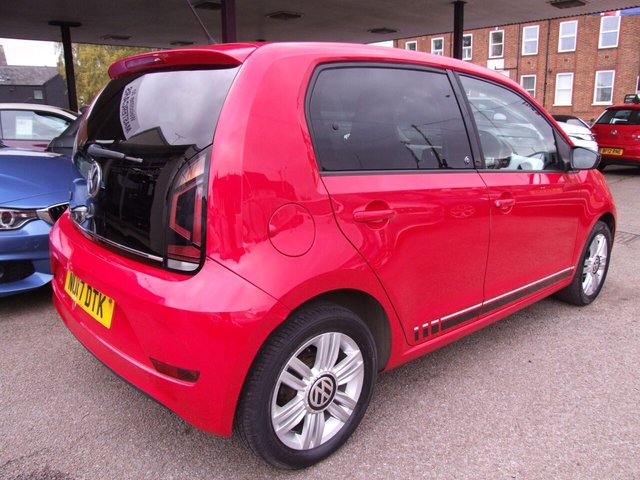 2017 VOLKSWAGEN UP! 1.0 up! beats Euro 6 5dr - Photo 9
