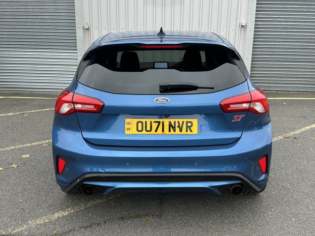 2021 FORD FOCUS - Photo 4