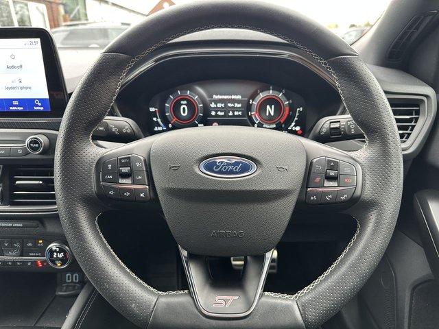 2021 FORD FOCUS - Photo 12