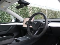 USED 2022 22 TESLA MODEL Y (Dual Motor) Long Range SUV 5dr Electric Auto 4WDE (384 bhp) WHITE LEATHER | 91% SOH