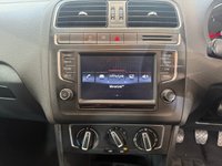 USED 2014 64 VOLKSWAGEN POLO 1.2 TSI BlueMotion Tech SE Hatchback 5dr Petrol Manual Euro 6 (s/s) (90 ps) 2 keys, alloys, DAB radio, A/C