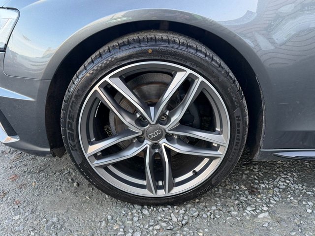 2015 Audi A4 2L Black Edition 4dr - Photo 4