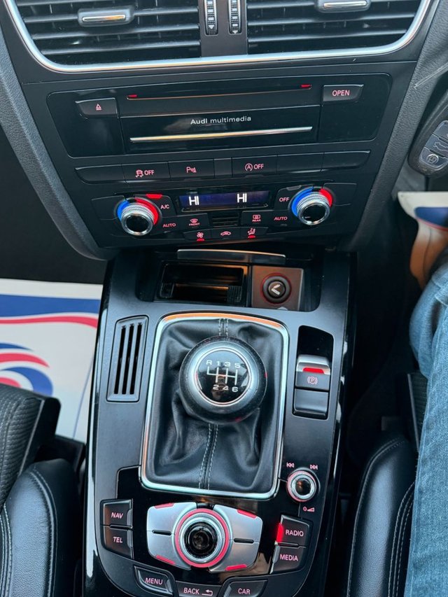 2015 Audi A4 2L Black Edition 4dr - Photo 11