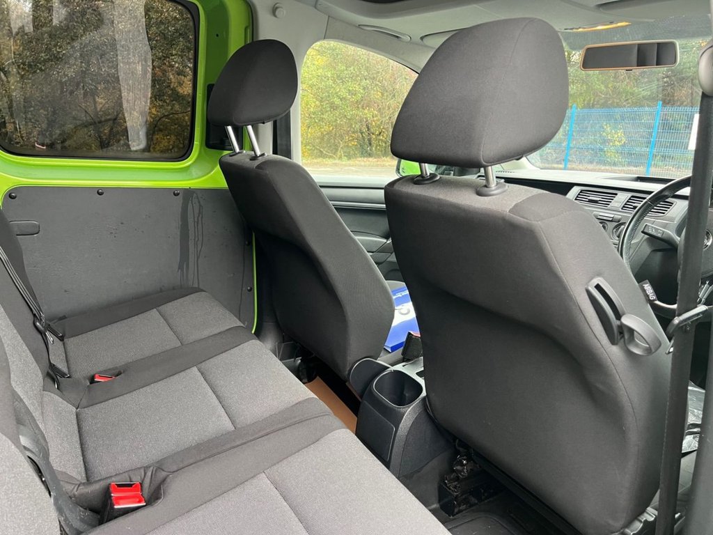 USED 2020 70 VOLKSWAGEN CADDY MAXI 2.0 TDI C20 Crew Van Double Cab 5dr Diesel Manual LWB Euro 6 (s/s) (102 ps) CARPET LINED REAR / COILOVERS