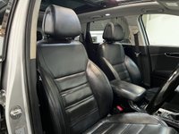 USED 2017 17 KIA SORENTO 2.2 CRDi KX-4 SUV 5dr Diesel Auto AWD Euro 6 (197 bhp) 2 keys, FSH, pan roof, 7 seats, NAV