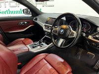 USED 2022 71 BMW 3 SERIES 3.0 330d MHT M Sport Saloon 4dr Diesel Hybrid Auto Euro 6 (s/s) (286 ps) 2 keys, reverse cam, apple car play