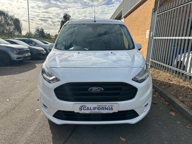 2023 Ford Transit Connect 1.5L Limited 5dr - Photo 6