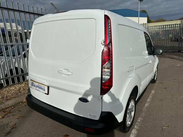 2023 Ford Transit Connect 1.5L Limited 5dr - Photo 9