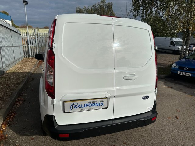 2023 Ford Transit Connect 1.5L Limited 5dr - Photo 11