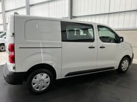 USED 2022 72 VAUXHALL VIVARO 2.0 TURBO D 145PS L1 H1 DYNAMIC - NO VAT 