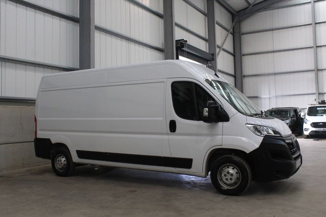 View our VAUXHALL MOVANO