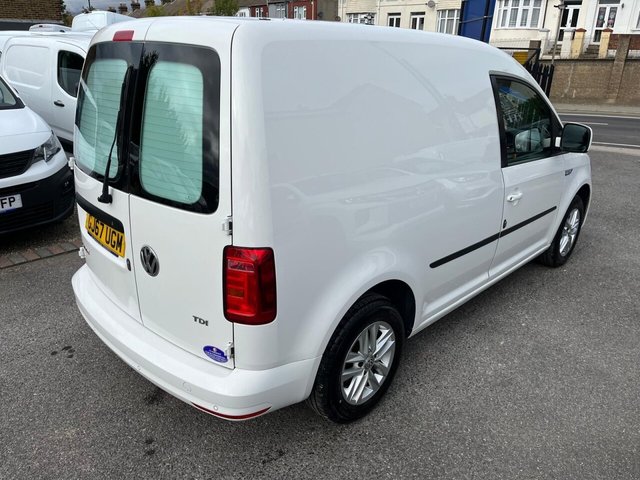 2017 VOLKSWAGEN CADDY - Photo 10