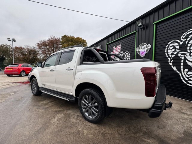 2020 ISUZU D-MAX 1.9 TD Blade Pickup Double Cab 4dr Diesel Auto 4WD Euro 6 (164 ps) - Photo 3