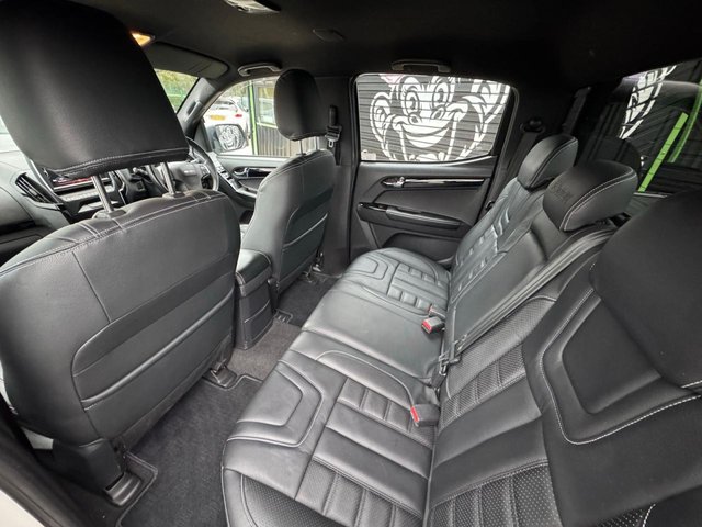2020 ISUZU D-MAX 1.9 TD Blade Pickup Double Cab 4dr Diesel Auto 4WD Euro 6 (164 ps) - Photo 12