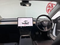 USED 2022 72 TESLA Model 3 Saloon 4dr Electric Auto RWD (241 bhp) 2 keys, 1 owner, pan roof, rev cam