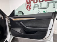 USED 2022 72 TESLA Model 3 Saloon 4dr Electric Auto RWD (241 bhp) 2 keys, 1 owner, pan roof, rev cam