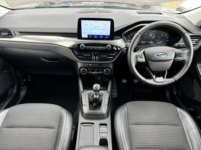 2020 FORD KUGA - Photo 9