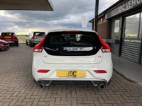 USED 2014 14 VOLVO V40 1.6 T3 R-Design Hatchback 5dr Petrol Manual Euro 5 (s/s) (150 ps) 