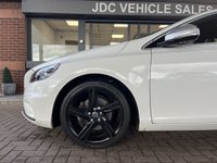 USED 2014 14 VOLVO V40 1.6 T3 R-Design Hatchback 5dr Petrol Manual Euro 5 (s/s) (150 ps) 