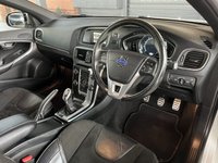 USED 2014 14 VOLVO V40 1.6 T3 R-Design Hatchback 5dr Petrol Manual Euro 5 (s/s) (150 ps) 