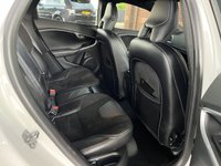 USED 2014 14 VOLVO V40 1.6 T3 R-Design Hatchback 5dr Petrol Manual Euro 5 (s/s) (150 ps) 