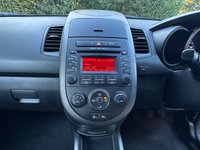 USED 2012 12 KIA SOUL 1.6 CRDi 2 SUV 5dr Diesel Manual Euro 5 (126 bhp) Bluetooth, Air Con