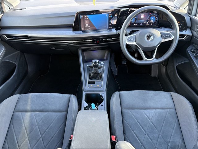 2021 VOLKSWAGEN GOLF - Photo 9