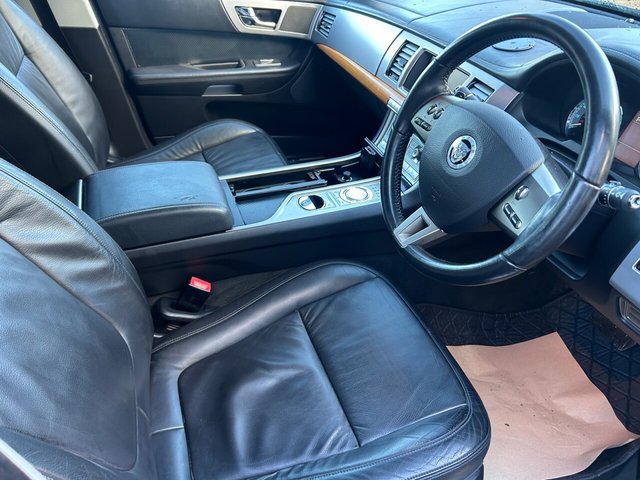 2010 Jaguar Xf - Photo 9