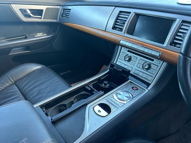 2010 Jaguar Xf - Photo 10