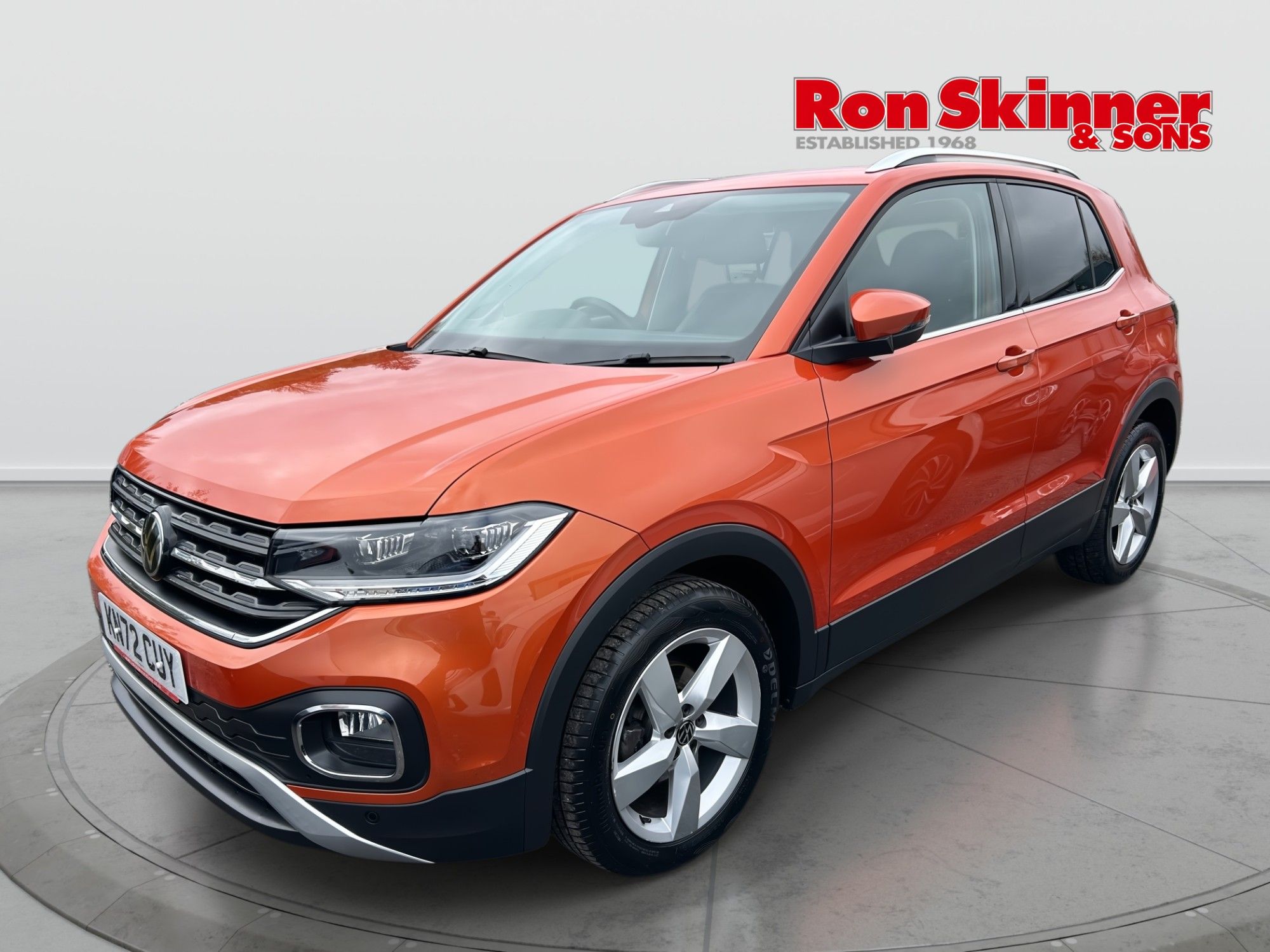 USED 2022 72 VOLKSWAGEN T-CROSS 1.0 TSI SEL SUV 5dr Petrol Manual Euro 6 (s/s) (110 ps) 